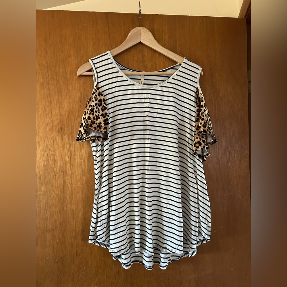 Voll Style Black and White Striped Top with Leopard Print Sleeves